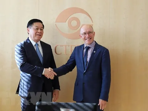 Trưởng Ban Tuyên giáo TW Nguyễn Trọng Nghĩa thăm và làm việc tại Áo
