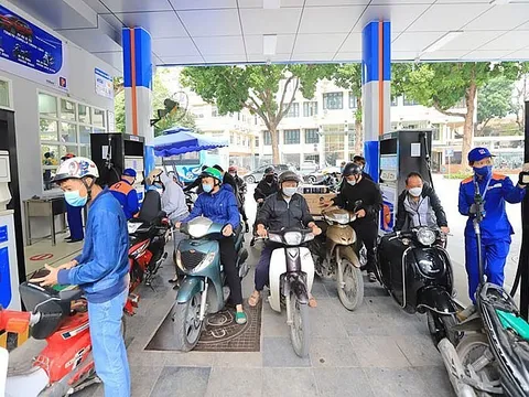 Quản lý, phân phối và điều hành thị trường xăng dầu: Kinh nghiệm quốc tế trong ứng phó rủi ro