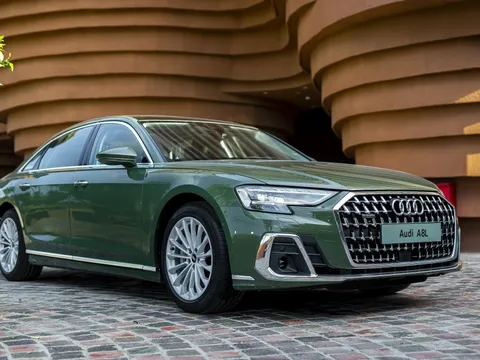 Xe sang Audi A8L: Trải nghiệm di chuyển thượng hạng đã tới Việt Nam