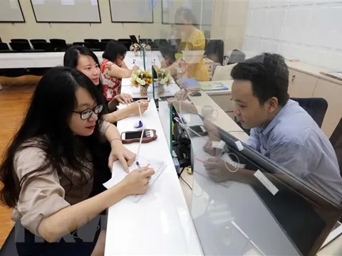 Chứng khoán Việt Nam mở phiên ngập sắc đỏ sau khi Fed tăng lãi suất