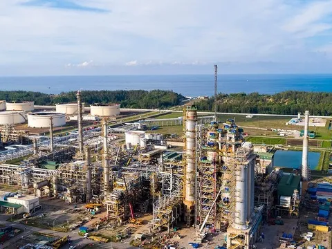 Nhà máy lọc dầu Dung Quất tăng công suất lên 112%