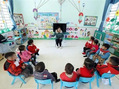 Giữ ổn định mức thu học phí năm học 2022 - 2023 như năm học 2021 - 2022