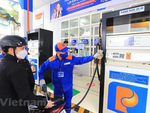 Giá xăng giữ ổn định, các mặt hàng dầu giảm từ 374-958 đồng mỗi lít