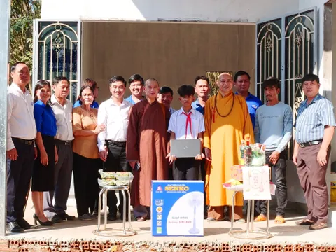 Khi các nhà hảo tâm “hợp lực”, xây nhà cho dân nghèo dịp Tết đến