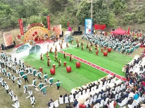 Độc đáo tour 'Tìm về cội nguồn' kết nối các điểm di tích lịch sử