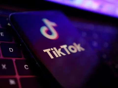 Ủy ban châu Âu cấm nhân viên cài đặt TikTok trên các thiết bị
