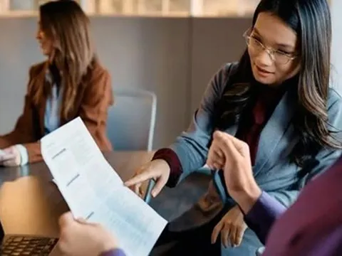Sinh viên quốc tế sau tốt nghiệp tại Canada được gia hạn giấy phép làm
