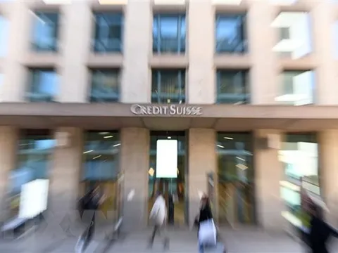 Credit Suisse phá sản có thể khiến kinh tế Thụy Sĩ sụp đổ