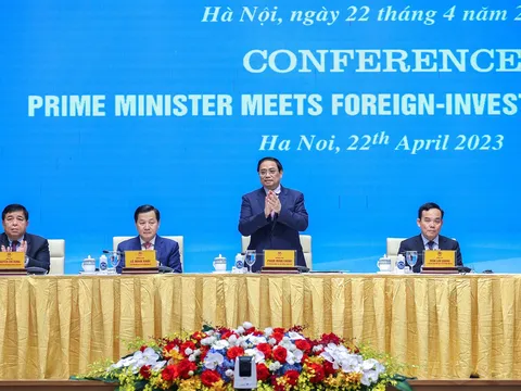 Thủ tướng chủ trì Hội nghị gặp mặt các nhà đầu tư nước ngoài