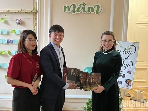 Lan tỏa văn hóa đọc sách trong sinh viên Việt Nam tại Nga