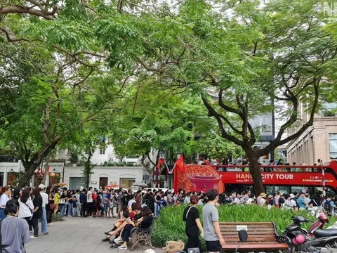 Nghỉ lễ 5 ngày, cả nước phục vụ hơn 7 triệu lượt khách