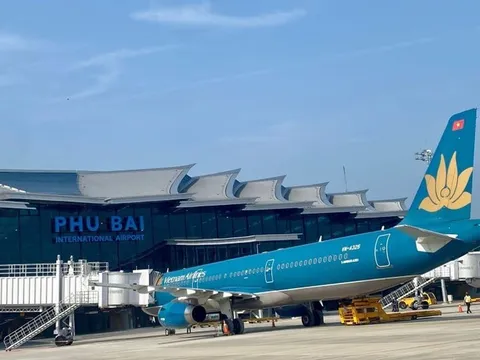 Thí điểm xác thực sinh trắc học với hành khách tại sân bay Phú Bài