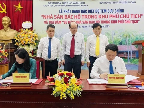 Phát hành bộ tem bưu chính “Nhà sàn Bác Hồ trong Khu Phủ Chủ tịch”