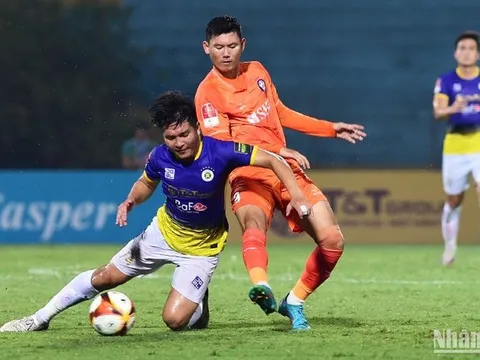 Hà Nội FC bị SHB Đà Nẵng cầm hòa trên sân nhà