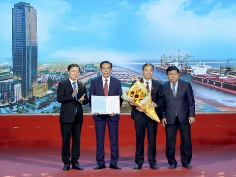 Hà Tĩnh phấn đấu trở thành tỉnh công nghiệp hiện đại, phát triển toàn diện