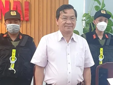 Bắt tạm giam nguyên Hiệu trưởng Đại học Đồng Nai