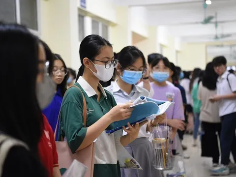 Điểm chuẩn vào lớp 10 Trường chuyên Sư phạm năm 2023
