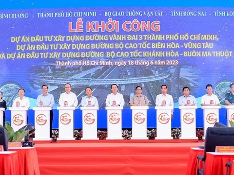 Thủ tướng Phạm Minh Chính: Cả nước đang thi công 1.756 km cao tốc