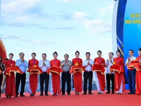 Thủ tướng: Mục tiêu thông toàn tuyến cao tốc Bắc - Nam vào năm 2025 là khả thi