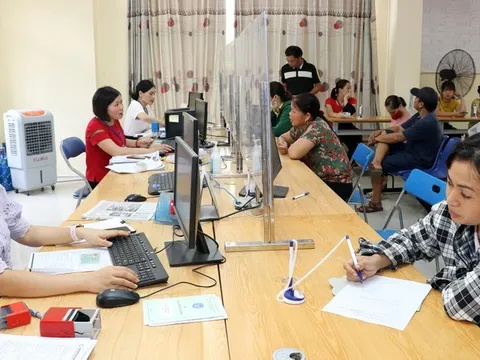 Cần các giải pháp căn cơ để giải quyết tình trạng rút bảo hiểm một lần