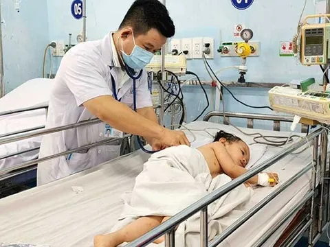 Bệnh tay chân miệng có xu hướng gia tăng và biến chứng nặng