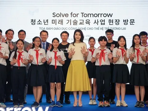 Phu nhân Tổng thống Hàn Quốc động viên học sinh Việt Nam dự thi Solve for Tomorrow