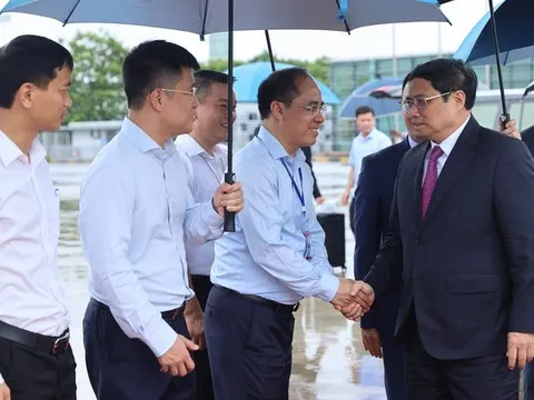 Thủ tướng Phạm Minh Chính lên đường thăm chính thức Trung Quốc và dự Hội nghị Diễn đàn Kinh tế thế giới
