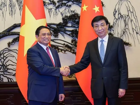 Thủ tướng Chính phủ Phạm Minh Chính hội kiến Chủ tịch Chính hiệp toàn quốc Trung Quốc Vương Hộ Ninh