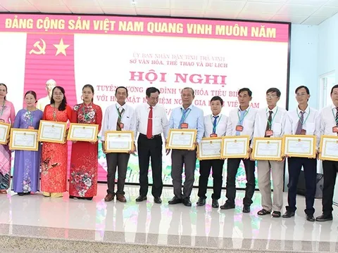Trà Vinh tuyên dương 90 gia đình văn hóa tiêu biểu