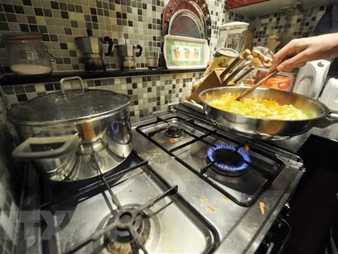 Anh: Số hộ gia đình bị cắt khí đốt, điện trong mùa Đông tăng mạnh