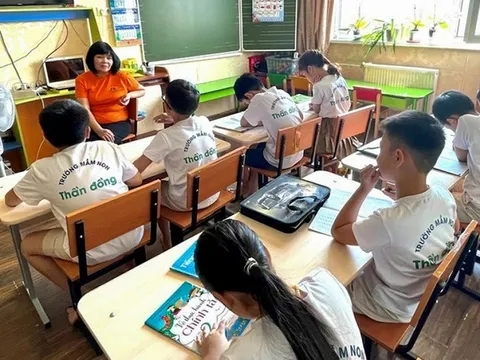 Đổi mới phương pháp dạy học tiếng Việt cho người Việt Nam ở nước ngoài