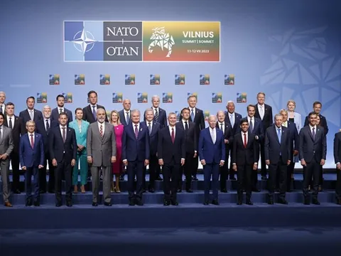 NATO ra tuyên bố về khả năng gia nhập liên minh của Ukraine