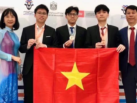 Việt Nam đoạt 3 huy chương Olympic Sinh học quốc tế năm 2023