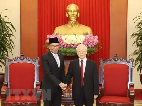 Tổng Bí thư Nguyễn Phú Trọng tiếp Thủ tướng Liên bang Malaysia