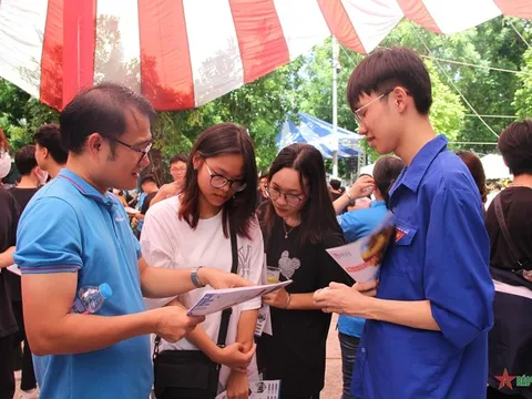 Thí sinh cần làm gì trước giờ đóng cổng đăng ký xét tuyển đại học?