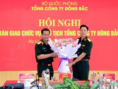 Thượng tướng Vũ Hải Sản chủ trì hội nghị bàn giao chức vụ Chủ tịch Tổng công ty Đông Bắc