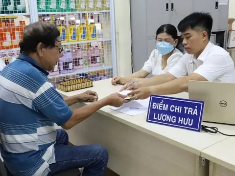 Bắt đầu chi trả lương hưu, trợ cấp bảo hiểm xã hội theo mức mới
