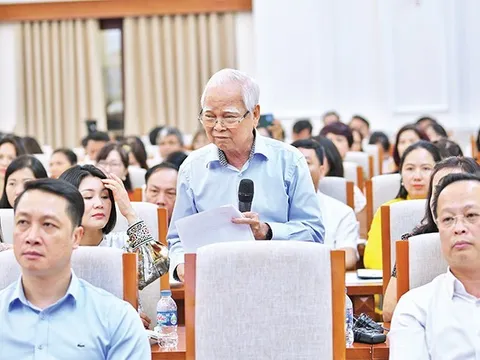 Tháo gỡ vướng mắc về chế độ chính sách đối với giáo viên