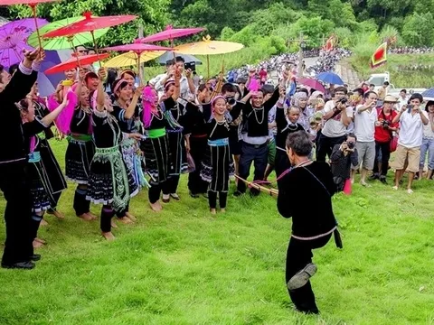 Lần đầu tổ chức Ngày hội Văn hóa các dân tộc có số dân dưới 10.000 người