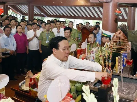 Chủ tịch nước Võ Văn Thưởng chủ trì Lễ dâng hương tưởng niệm Chủ tịch Hồ Chí Minh