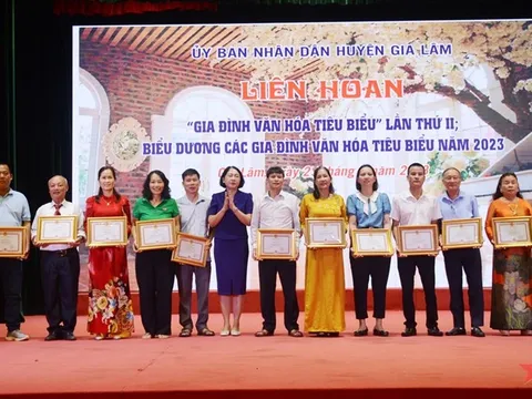 San sẻ khó khăn để nhân lên niềm vui hạnh phúc