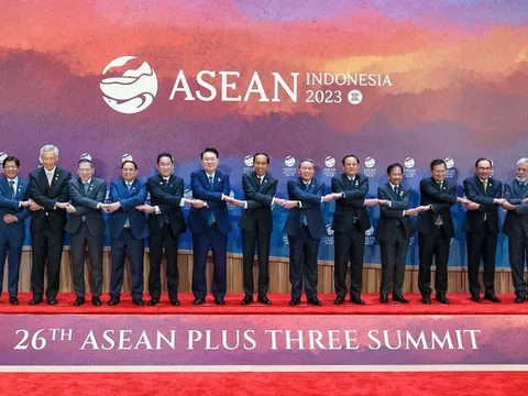 Thủ tướng đề nghị ASEAN và Trung Quốc, Nhật Bản, Hàn Quốc mở rộng lĩnh vực hợp tác