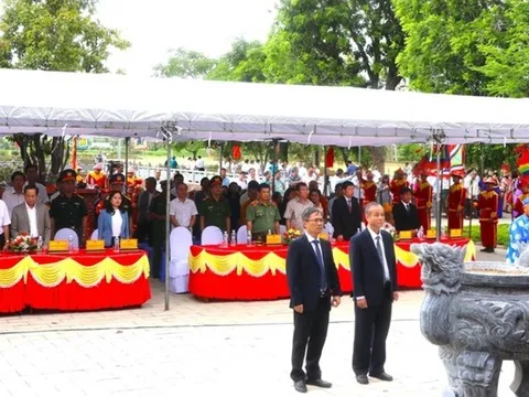 Long trọng Lễ tưởng niệm 231 năm ngày mất của Hoàng đế Quang Trung