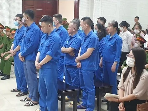 Xét xử cựu Giám đốc Sở Giáo dục và Đào tạo Quảng Ninh cùng đồng phạm