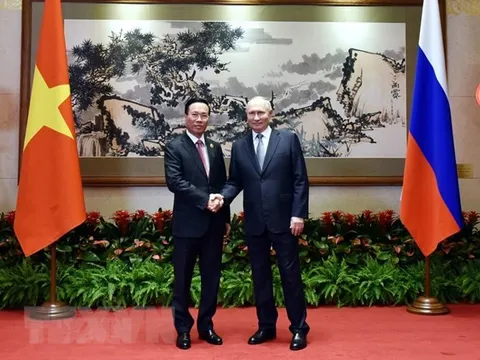 Chủ tịch nước Võ Văn Thưởng gặp Tổng thống Nga Vladimir Putin