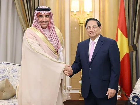 Thủ tướng tiếp lãnh đạo các tập đoàn, quỹ đầu tư lớn của Saudi Arabia