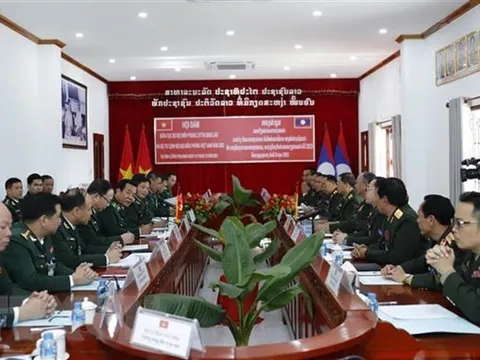 Biên phòng Việt Nam-Lào tăng phối hợp quản lý và bảo vệ biên giới