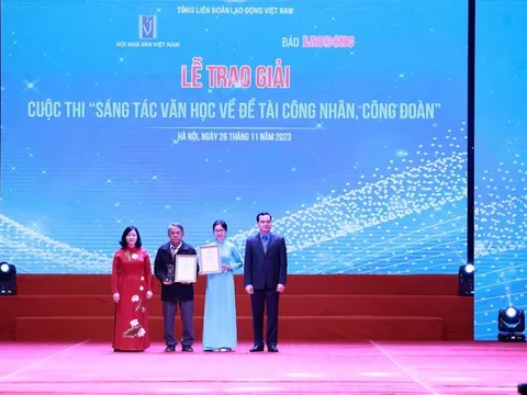 Trao giải cuộc thi sáng tác văn học về công nhân, công đoàn