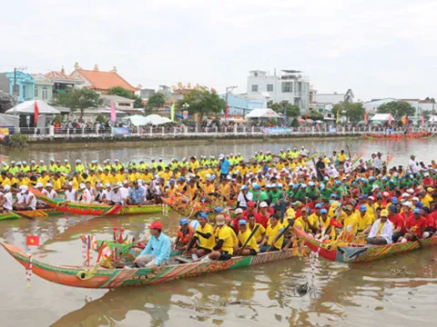 Đặc sắc đêm hội Oóc Om Bóc đồng bào Khmer tỉnh Trà Vinh