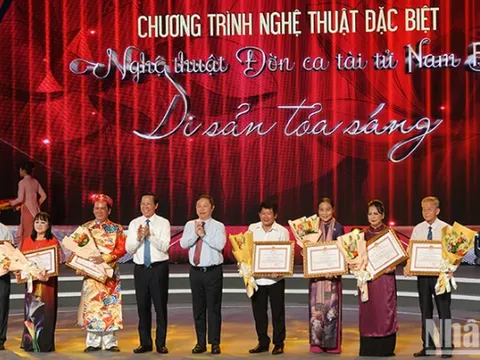 Đờn ca tài tử Nam bộ-Di sản tỏa sáng